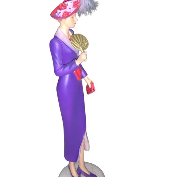 The Hamilton Collection Blessed by the Spirit Lady Figurine - Picture 9 of 14